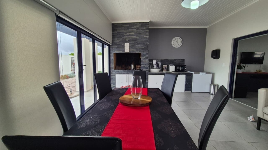 4 Bedroom Property for Sale in Blue Lagoon Western Cape